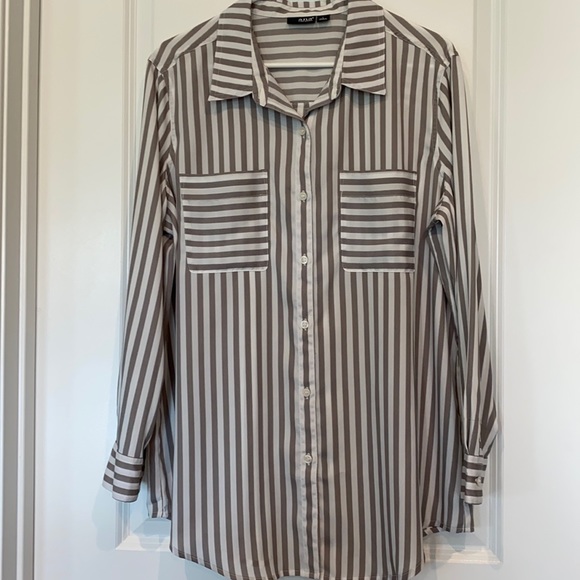 a.n.a Tops - A.N.A. Sz  Lg Striped blouse